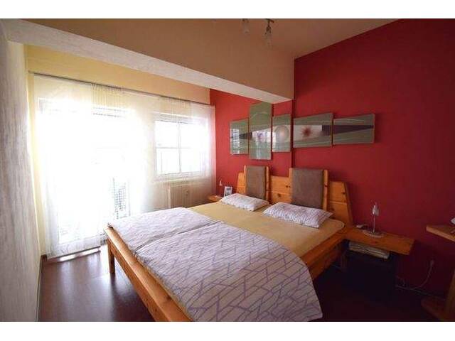 Immobilie in Henndorf am Wallersee - Einziehen und wohlfühlen - Lichtdurchflutete 5-Zimmer-Wohnung mit großzügiger Terrasse nahe dem Wallersee - Bild 4