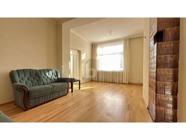 Immobilie in Kobersdorf - LIEBEVOLL RENOVIERTES STRECKHAUS MIT CHARMANTEM, UNEINSEHBAREM GARTEN - Bild 3