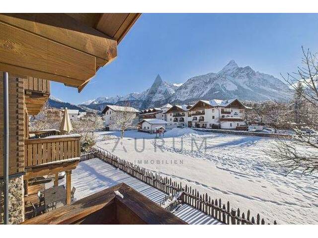 Immobilie in Ehrwald - Exklusives 4-Schlafzimmer-Chalet mit Bergblick - seltene Investmentchance im Bergresort - Bild 0