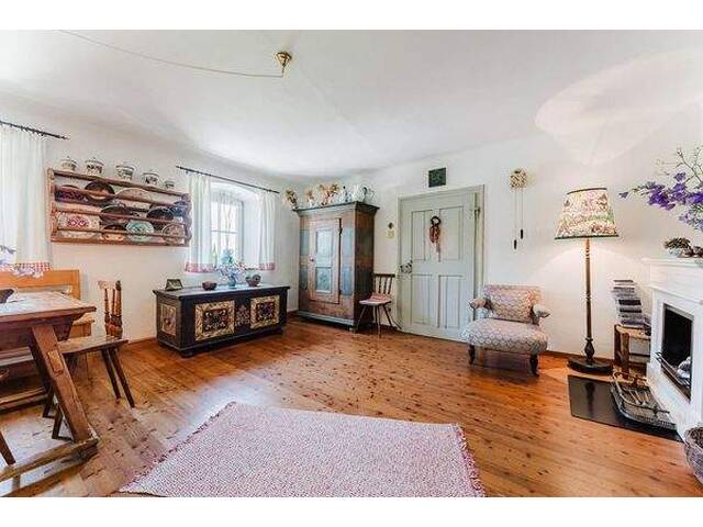 Immobilie in St. Georgen im Attergau - Salzkammergut-Chic! Charmantes Bauernhaus in Atterseenähe - Bild 0