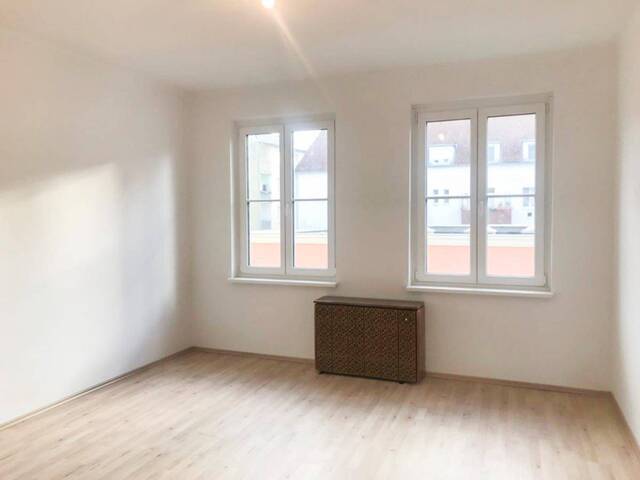 Immobilie in Wiener Neustadt - [06497] Zinshaus in der Innenstadt - Anlegerobjekt - Bild 2