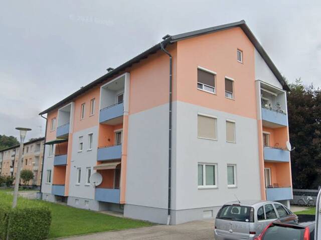 Immobilie in Vöcklamarkt - Wohnung 72m² mit Loggia - Bild 0