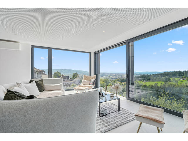 Immobilie in Bildstein - Wohnen mit Weitblick – Eckreihenhaus mit Pool und Bodenseepanorama - Bild 2