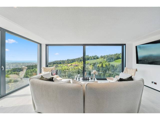 Immobilie in Bildstein - Wohnen mit Weitblick – Eckreihenhaus mit Pool und Bodenseepanorama - Bild 3