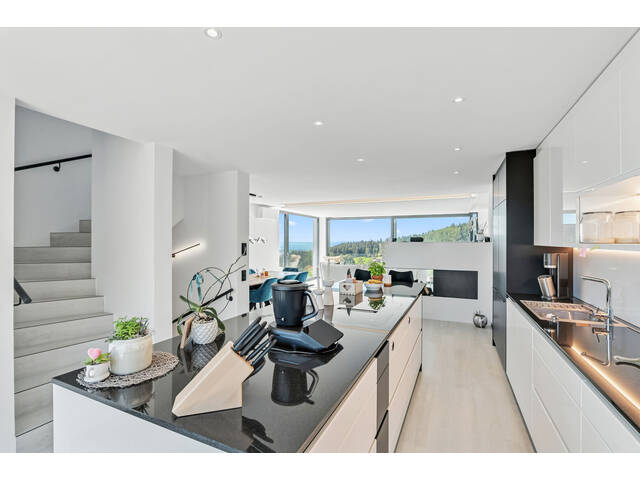 Immobilie in Bildstein - Wohnen mit Weitblick – Eckreihenhaus mit Pool und Bodenseepanorama - Bild 4