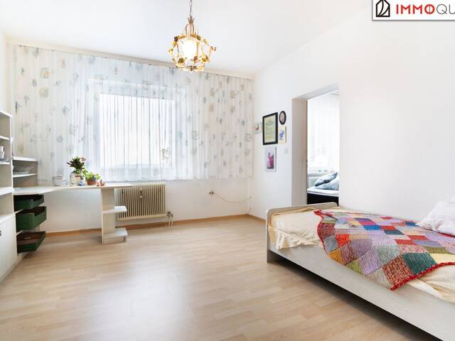 Immobilie in Wels - Weitblick in zentraler Lage - Komfort trifft Potenzial im 7. Stock mit Fernblick, Tiefgaragenplatz & perfekter Raumaufteilung - Bild 2