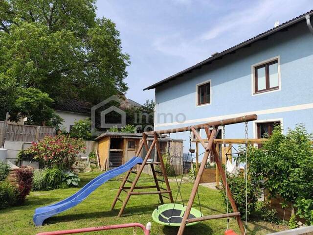Immobilie in Yspertal - Charmantes Einfamilienhaus in Yspertal: 196m², Balkon, 2 Garagen - Ihr neues Zuhause! - Bild 1