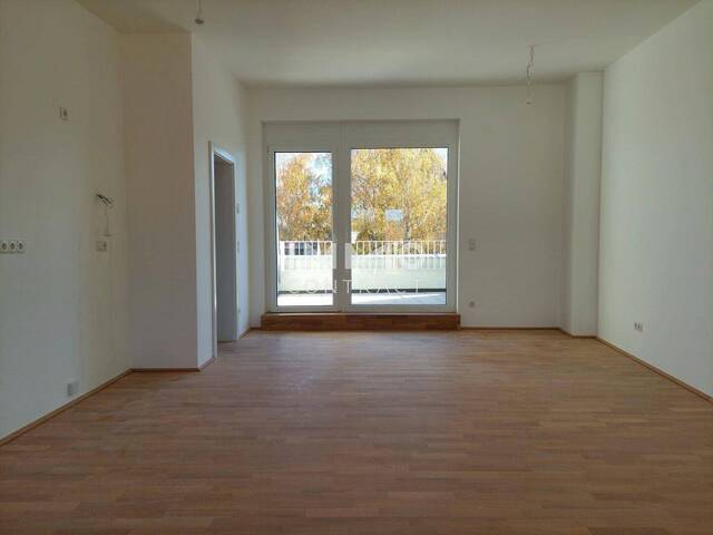 Immobilie in Ulrichskirchen - Pendler aufgepasst! Top Anbindung nach Wien + Balkon + inklusive Garagenstellplatz - Bild 3