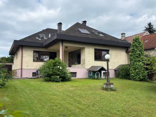 Immobilie in Engelhartstetten - Engelhartstetten - Gediegenes Einfamilienhaus mit großem sonnigen Garten - Bild 0