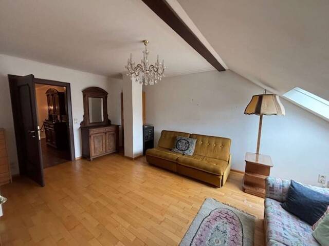 Immobilie in Engelhartstetten - Engelhartstetten - Gediegenes Einfamilienhaus mit großem sonnigen Garten - Bild 3