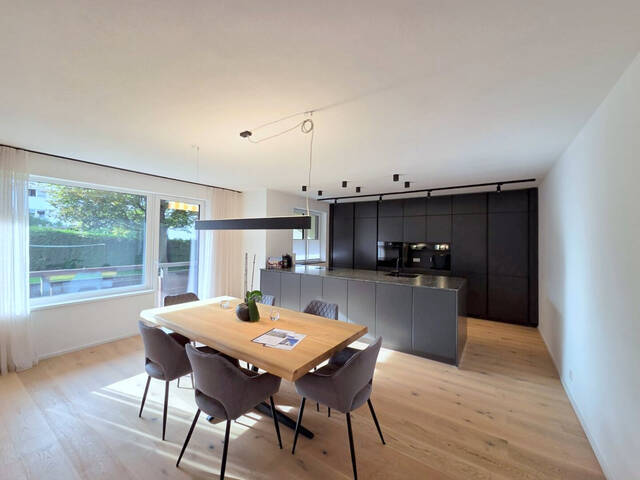 Immobilie in Schwaz - Hochwertig renovierte 3-Zimmer-Wohnung mit großem Balkon - Bild 1