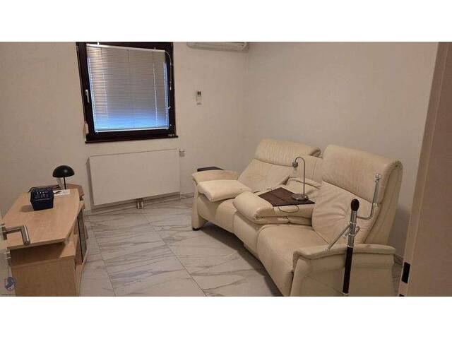 Immobilie in Steinbrunn - Einfamilienhaus nahe dem Badesee Steinbrunn – Wohnen mit Lebensqualität - Bild 4