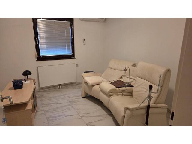 Immobilie in Steinbrunn - Einfamilienhaus nahe dem Badesee Steinbrunn – Wohnen mit Lebensqualität - Bild 4