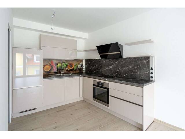 Immobilie in Leobersdorf - ++ Barrierefreie, helle 2-Zimmer Wohnung inkl. 2 Garagenplätzen! ++ - Bild 1