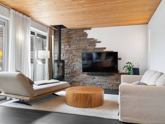 Immobilie in Wolfurt - Wolfurt: Moderne 5-Zimmer-Dachgeschoss-Wohnung mit Terasse, großem Privatgarten und 2 Autostellplätzen! - Bild 2