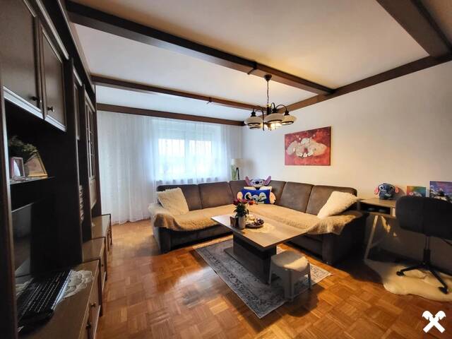 Immobilie in Aurolzmünster - Gepflegte 3-Zimmer-Wohnung, voll möbliert mit Loggia im 3. OG - Bild 2