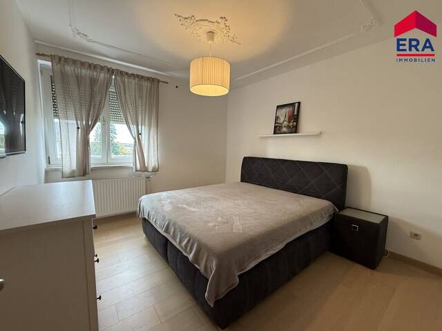 Immobilie in Laa an der Thaya - Neuer Preis: Ankommen & wohlfühlen - Sanierte Eigentumswohnung mit Loggia im Herzen von Laa/ Thaya - Bild 2