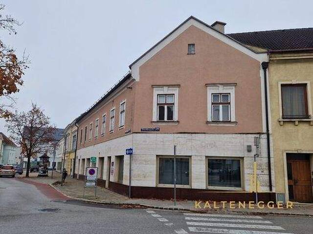 Immobilie in Neunkirchen - Mitten in Neunkirchen: Teilweise vermietetes Eckhaus - Bild 0