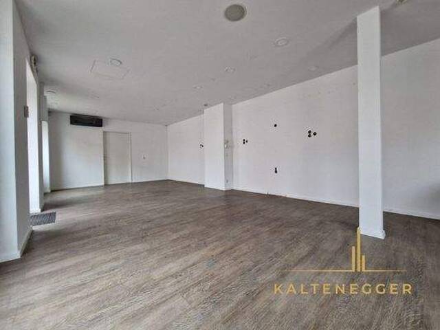 Immobilie in Neunkirchen - Mitten in Neunkirchen: Teilweise vermietetes Eckhaus - Bild 2