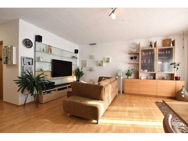 Immobilie in Imst - Praktische 3-Zimmer-Wohnung mit Südbalkon in Imst - Bild 1