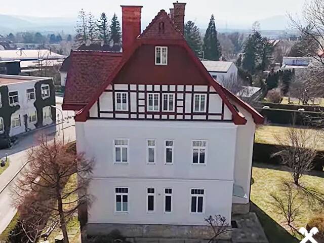 Immobilie in Neunkirchen - Beeindruckende Villa im Herzen NÖs - Bild 0