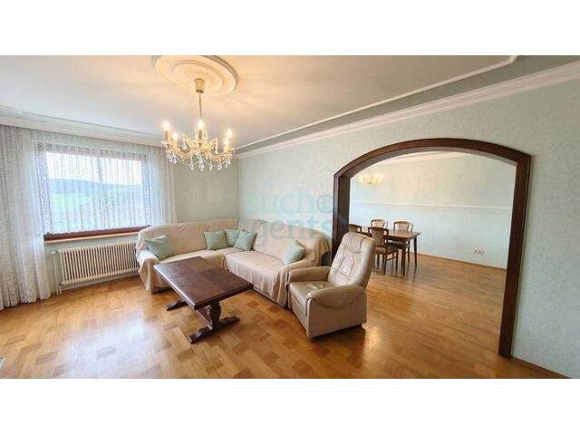 Immobilie in Hernstein - Neuer Preis! Imposantes Wohnobjekt mit insgesamt ca. 640m², großer Panoramaterrasse und Garagen - Bild 1