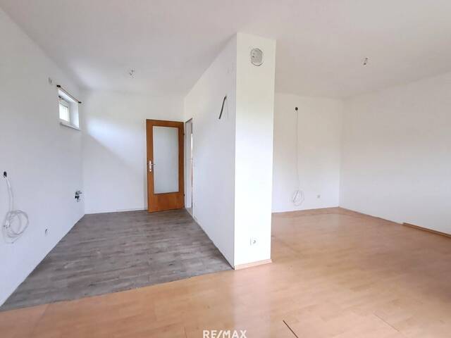 Immobilie in Hofstetten - 3-Zimmer Wohnung mit Loggia in Hofstetten - Bild 2