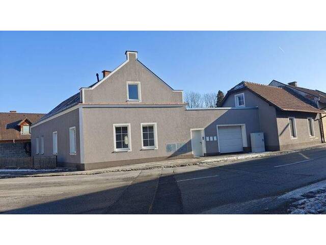 Immobilie in Ternitz - Sanierungsbedürftiges Haus mit Garten & Ausbaupotenzial (Dachboden) zu verkaufen! - Bild 1