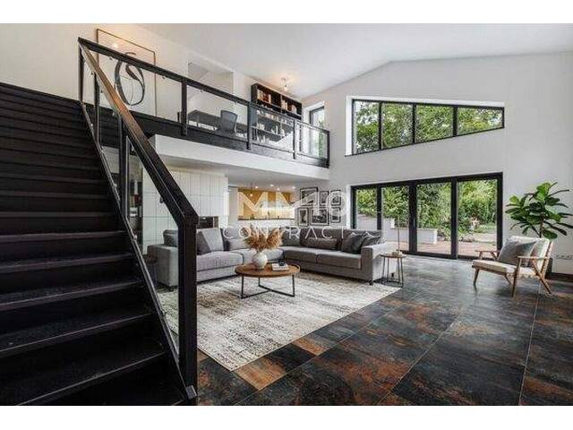 Immobilie in Hainburg an der Donau - Fernblick Refugium am Hexenberg - Exklusive Architektenvilla in Besthanglage mit Schwimmteich und Gästehaus - Bild 3