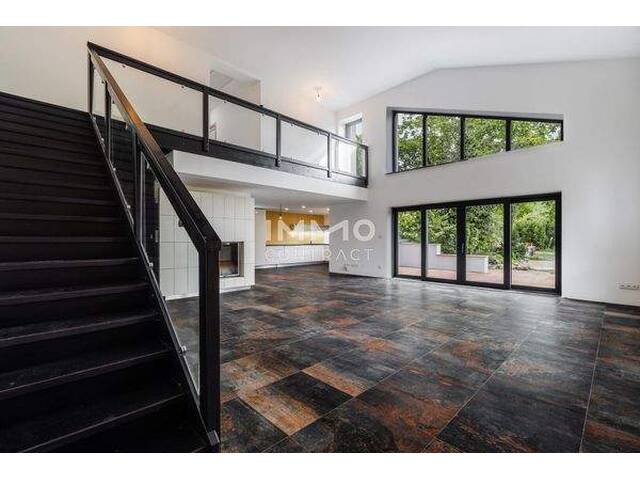 Immobilie in Hainburg an der Donau - Fernblick Refugium am Hexenberg - Exklusive Architektenvilla in Besthanglage mit Schwimmteich und Gästehaus - Bild 4