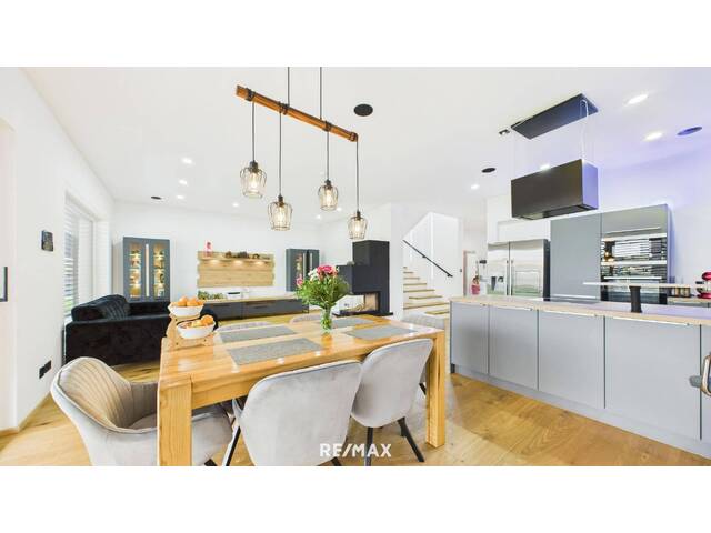 Immobilie in Zeillern - Großes Einfamilienhaus mit moderner Ausstattung - Bild 2