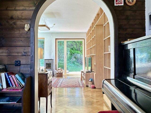 Immobilie in Velden am Wörther See - VELDEN /// GROSSZÜGIG, FLEXIBEL UND TOLL GELEGEN /// WIDMUNG KURGEBIET - Bild 1