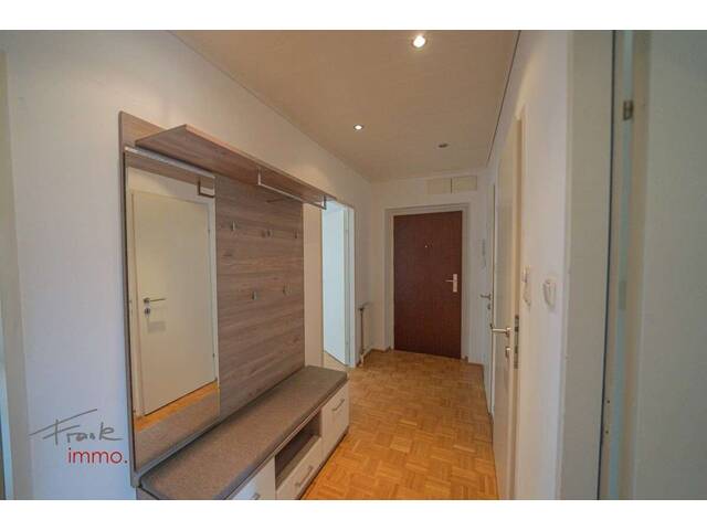 Immobilie in Laxenburg - Ruhige 4 Zimmer Wohnung! - Bild 1