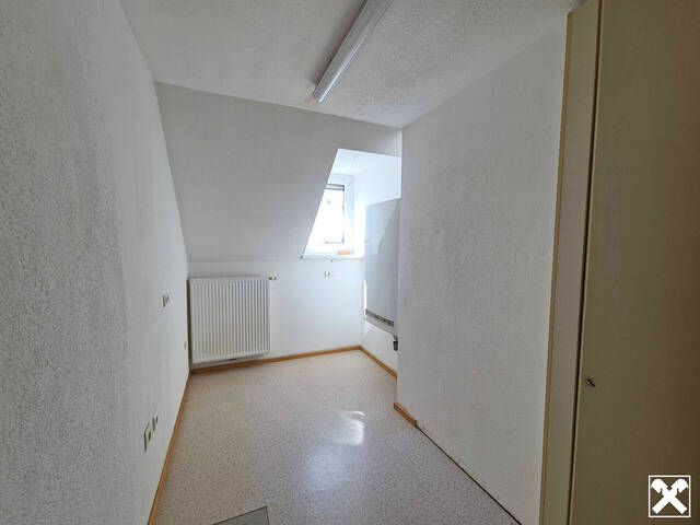 Immobilie in Kennelbach - 4 Zimmer-Dachgeschosswohnung mit Gartenanteil in Kennelbach! - Bild 3