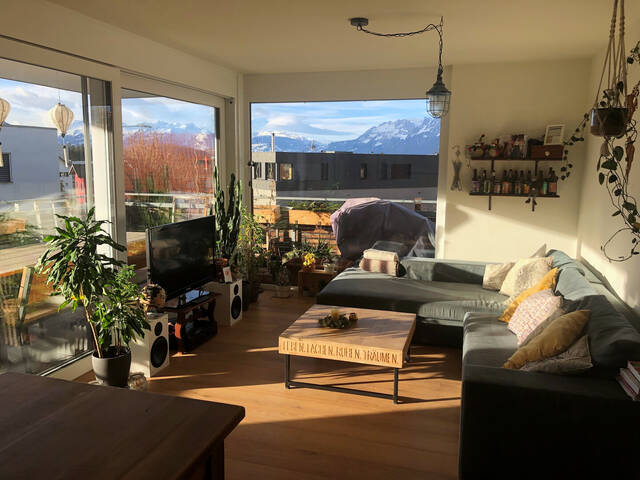 Immobilie in Muntlix - Lichtdurchflutete 3-Zimmer-Wohnung mit großer Südwest-Terrasse - Bild 0