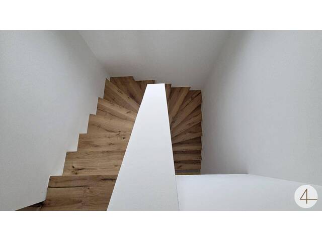 Immobilie in Amstetten - Romantische Abende bei Kerzenschein, Lagerfeuer im Garten, 134 m2 Nutzfläche + Garage 49 m2 - Bild 3