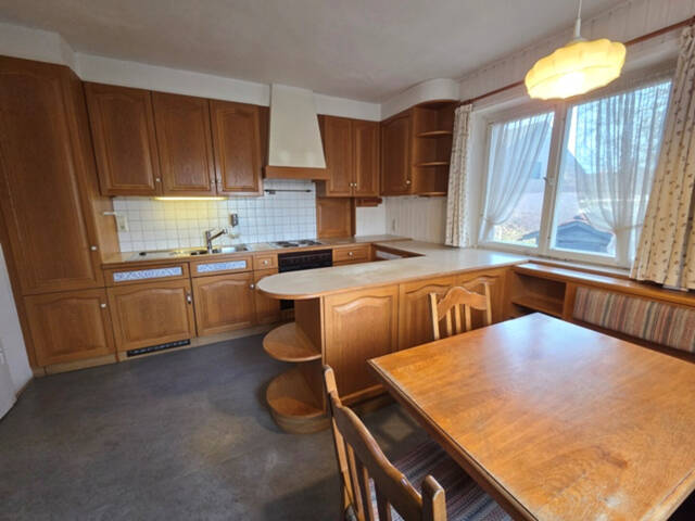 Immobilie in Altach - Älteres charmantes Einfamilienhaus in sonniger und ruhiger Lage von Altach mit schönem großen Garten! - Bild 0