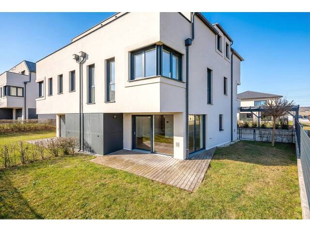 Immobilie in Königsbrunn im Weinviertel - Stilvolle Doppelhaushälfte im Weinviertel - ruhige Lage nahe Wien - Bild 1