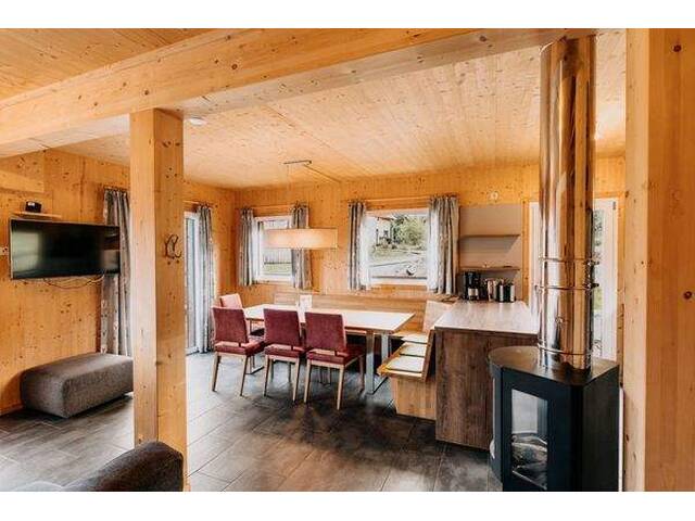 Immobilie in St. Lorenzen - Alpinchalet direkt an der Talstation des Skigebietes Kreischberg - Bild 2