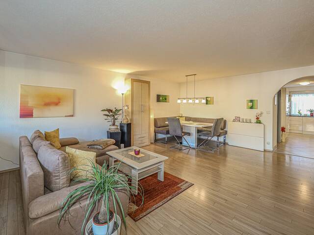 Immobilie in Landeck - 4-Zimmerwohnung in zentraler Ruhelage mit schönem Ausblick - Bild 0