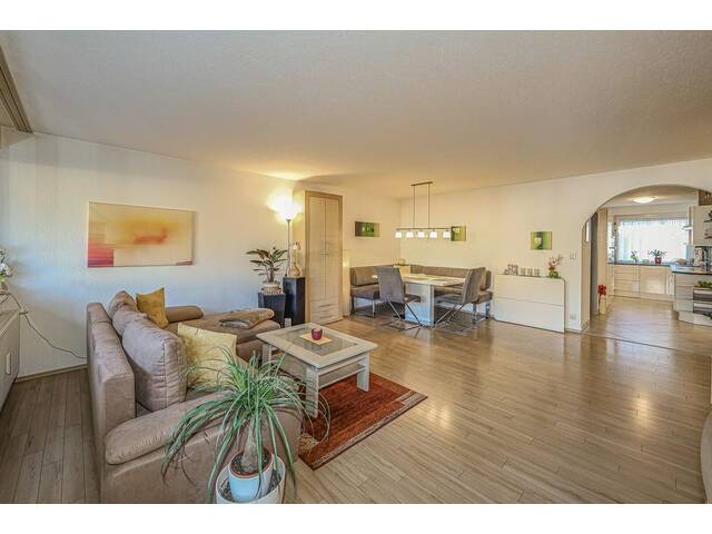 Immobilie in Landeck - 4-Zimmerwohnung in zentraler Ruhelage mit schönem Ausblick - Bild 3