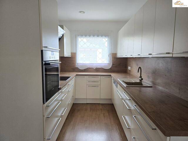 Immobilie in Theresienfeld - Modernes Niedrigenergie-Reihenhaus mit Garten, Terrasse und zwei Stellplätzen in ruhiger Lage von Theresienfeld - Bild 2