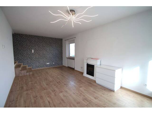 Immobilie in Mauer bei Amstetten - Geschmackvoll saniertes Wohnhaus mit Garten und Garage - Bild 2