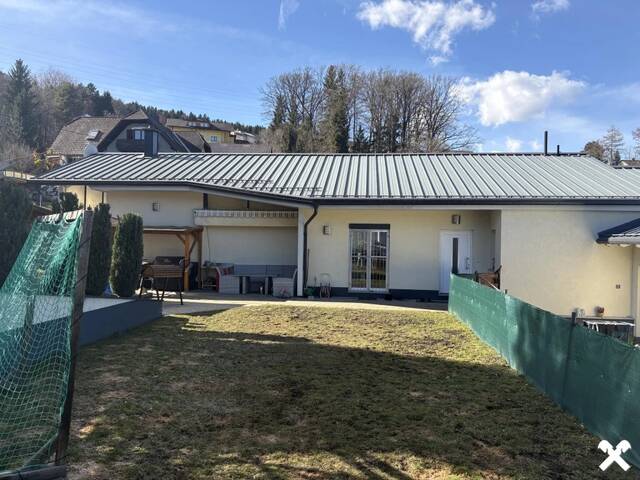 Immobilie in Voitsberg - Hochwertige Wohnung mit Eigenheimcharakter und Grünanteil - Bild 0