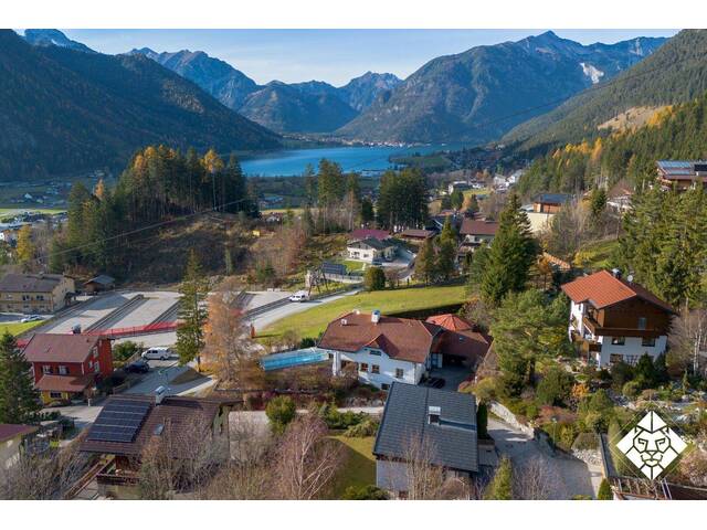 Immobilie in Maurach - Exklusive Landhausvilla mit Panoramablick am Achensee mit großzügigem Grundstück, Pool & Toplage an der Rofanbahn - Bild 1