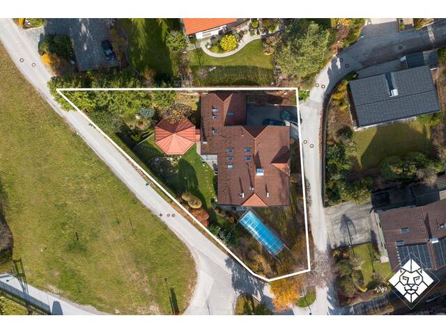 Immobilie in Maurach - Exklusive Landhausvilla mit Panoramablick am Achensee mit großzügigem Grundstück, Pool & Toplage an der Rofanbahn - Bild 4