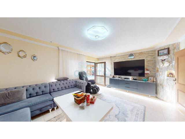 Immobilie in Fulpmes - Neuer Preis! Sonniges Reihenhaus mit teilweise überdachter Terrasse, Garten & Vollkeller - Bild 0