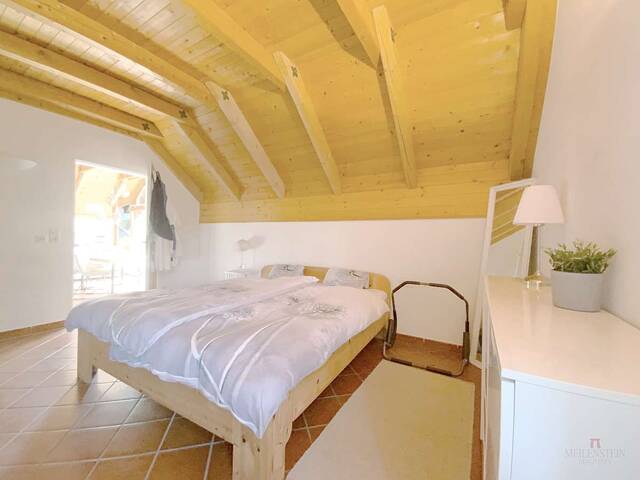Immobilie in Mühlbach - Wohnkomfort trifft Altbau-Charme - Bild 2