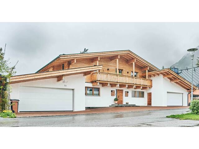 Immobilie in Leutasch - EXCLUSIVES DOPPELHAUS IN BESTER LAGE IN LEUTASCH-WEIDACH MIT POOL - ZUM WOHNEN UND VERMIETEN - Bild 1