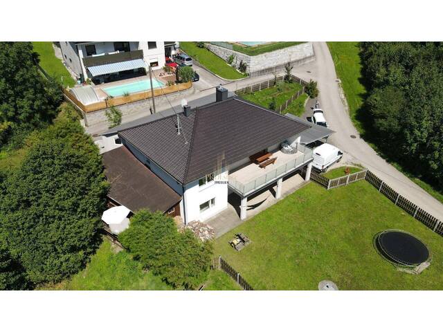 Immobilie in Schlüßlberg - Modernisiertes Mehrfamilienhaus 2 getrennte Wohnungen- auf ca. 3.000 m² in Schlüßlberg - Ruhelage– Untervermietung möglich! - Bild 0